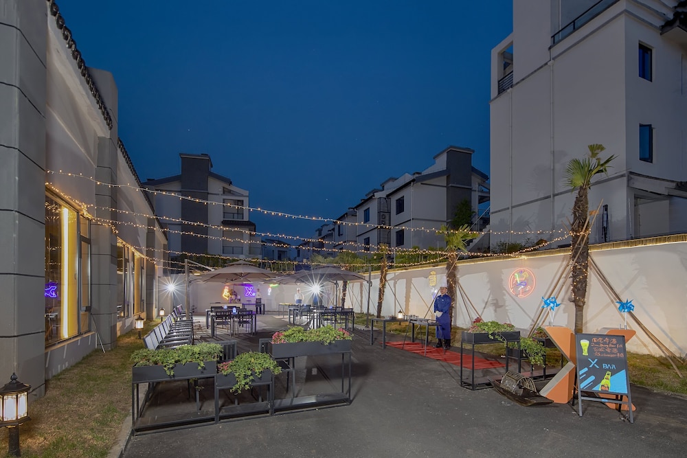 Holiday Inn Express Suzhou Zhouzhuang Ancient Town 1/68