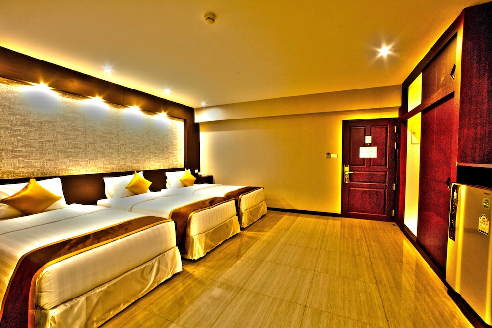 Chateau de Sukhumvit 28/52