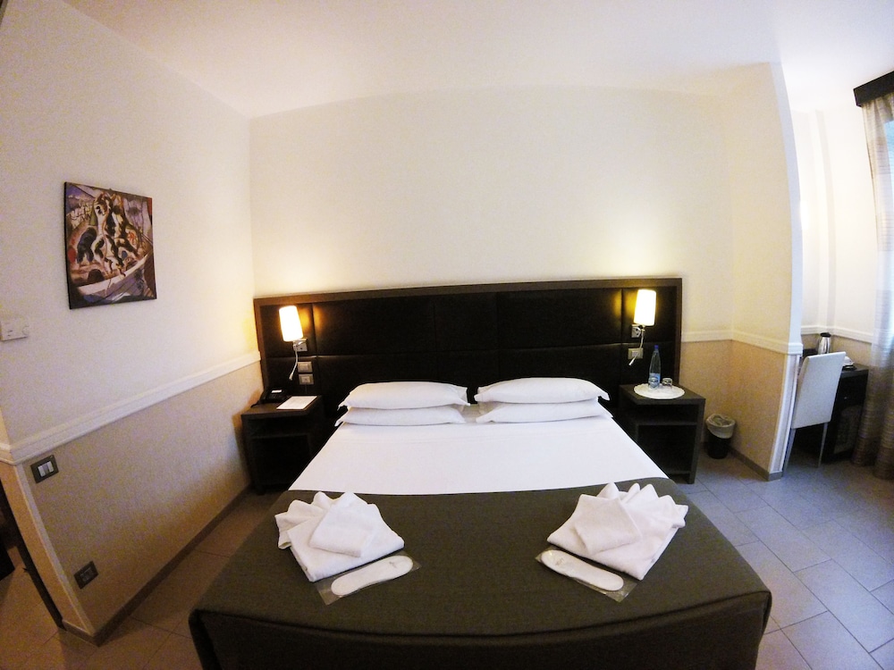 Artis Hotel 22/50