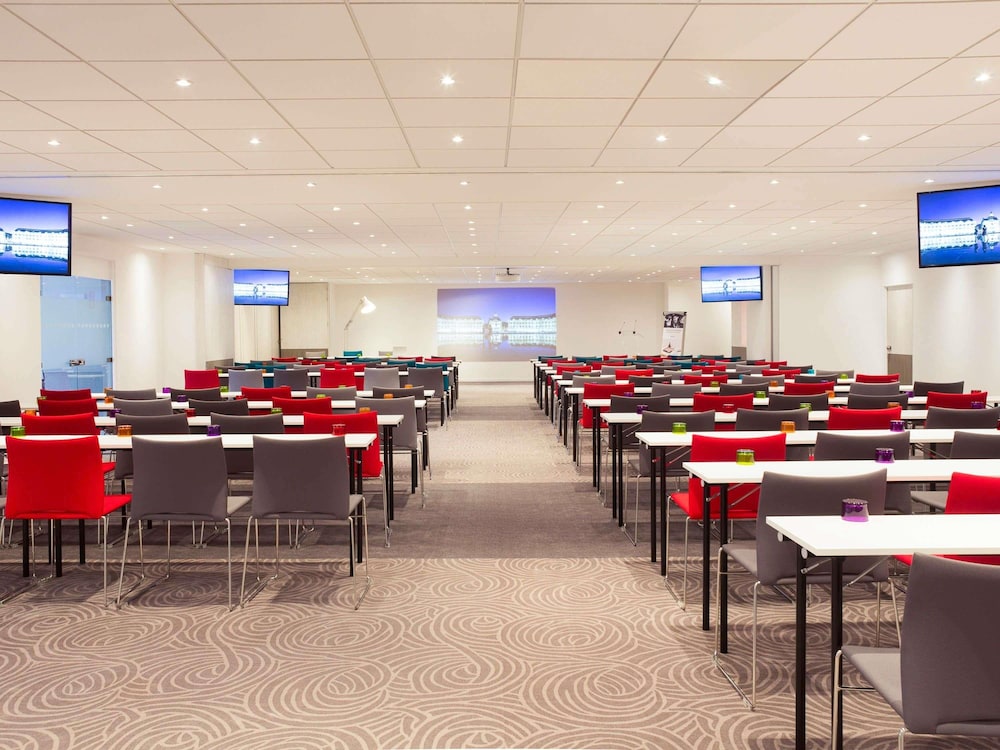 Mercure Bordeaux Centre Hotel 53/60