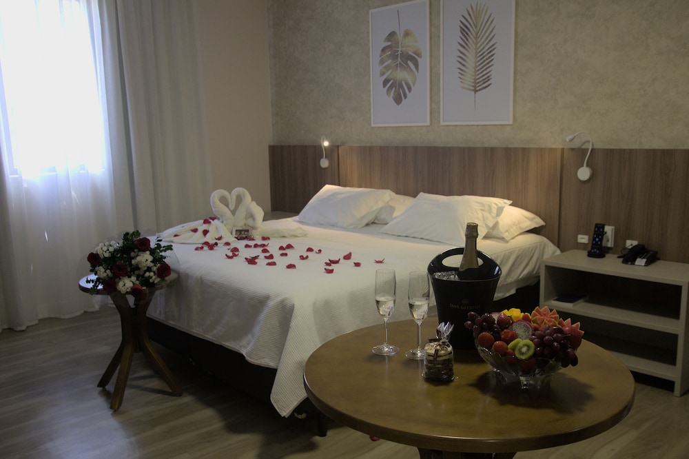Lefel Hotel 2/46