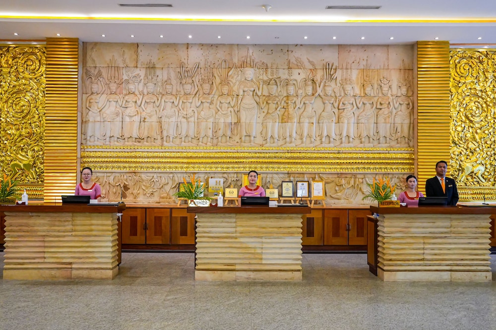 Sokha Phnom Penh Hotel 11/85