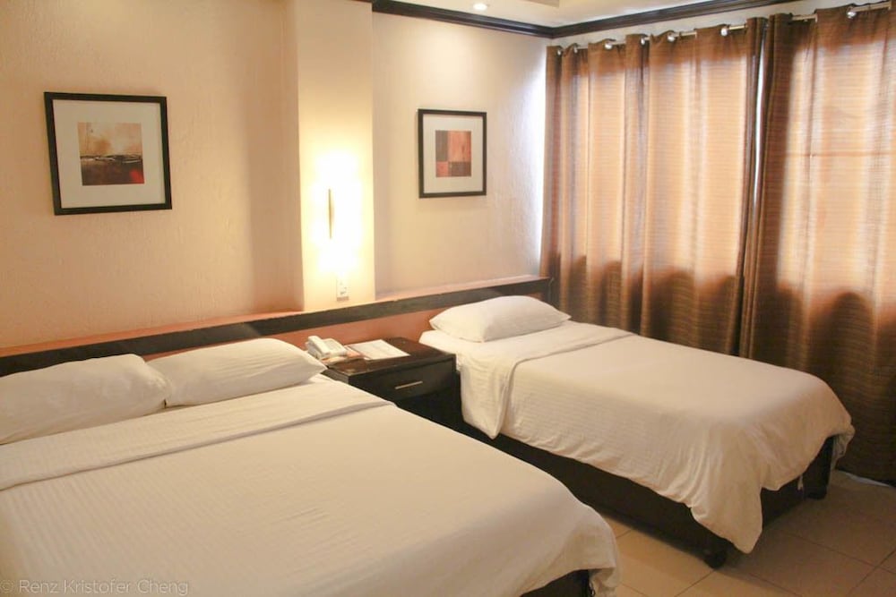 O Hotel 8/39