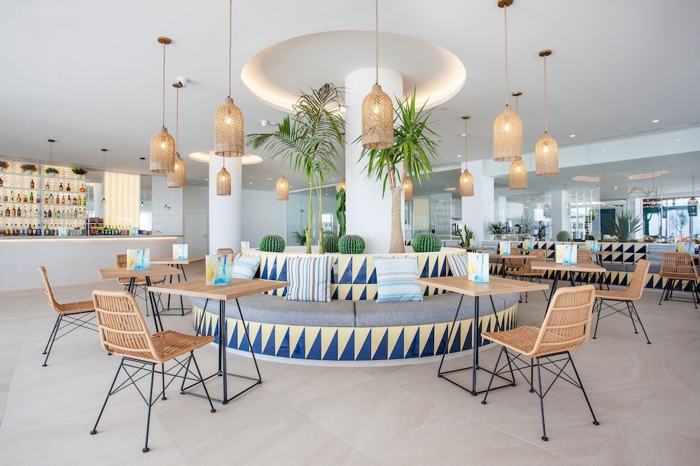 Grupotel Picafort Beach 38/50