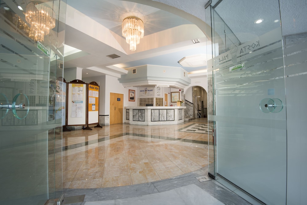 Kosta Palace City Hotel 133/157
