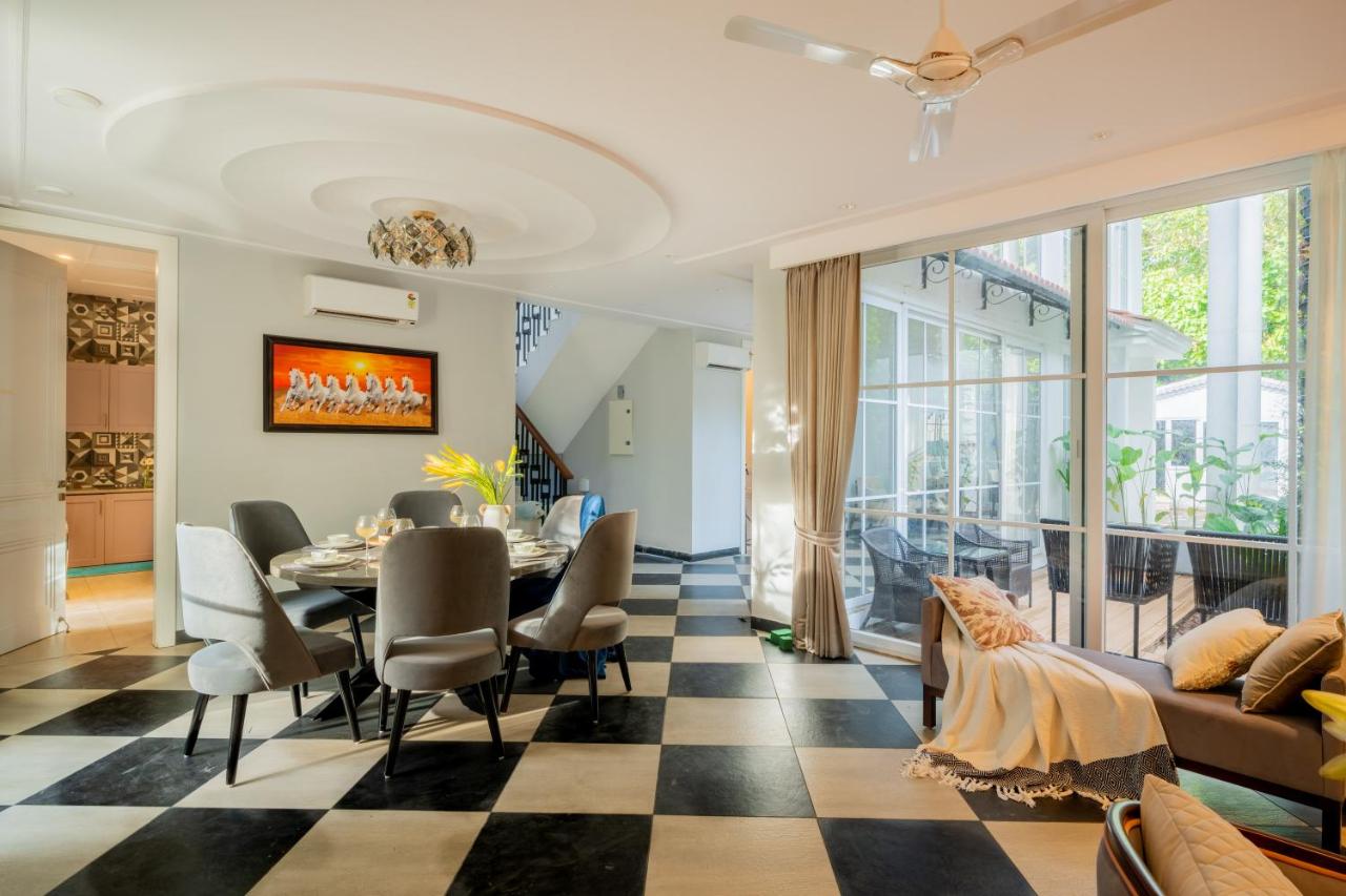 ELIVAAS Prive Suntuarios Casa Ikkebana 4 BHK With Jacuzzi, Pvt Pool and Bar 41/54