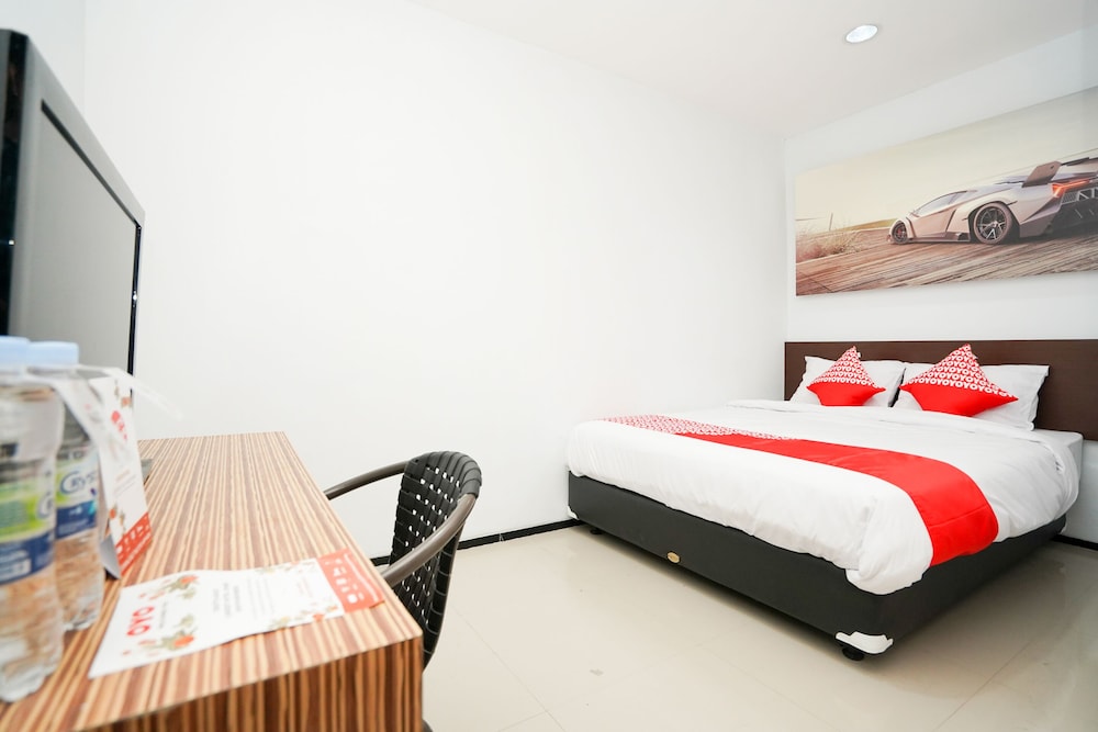 Hotel O Siwalankerto Near City Of Tomorrow Mall Formerly Padang Pasir C-12 Residence 22/28