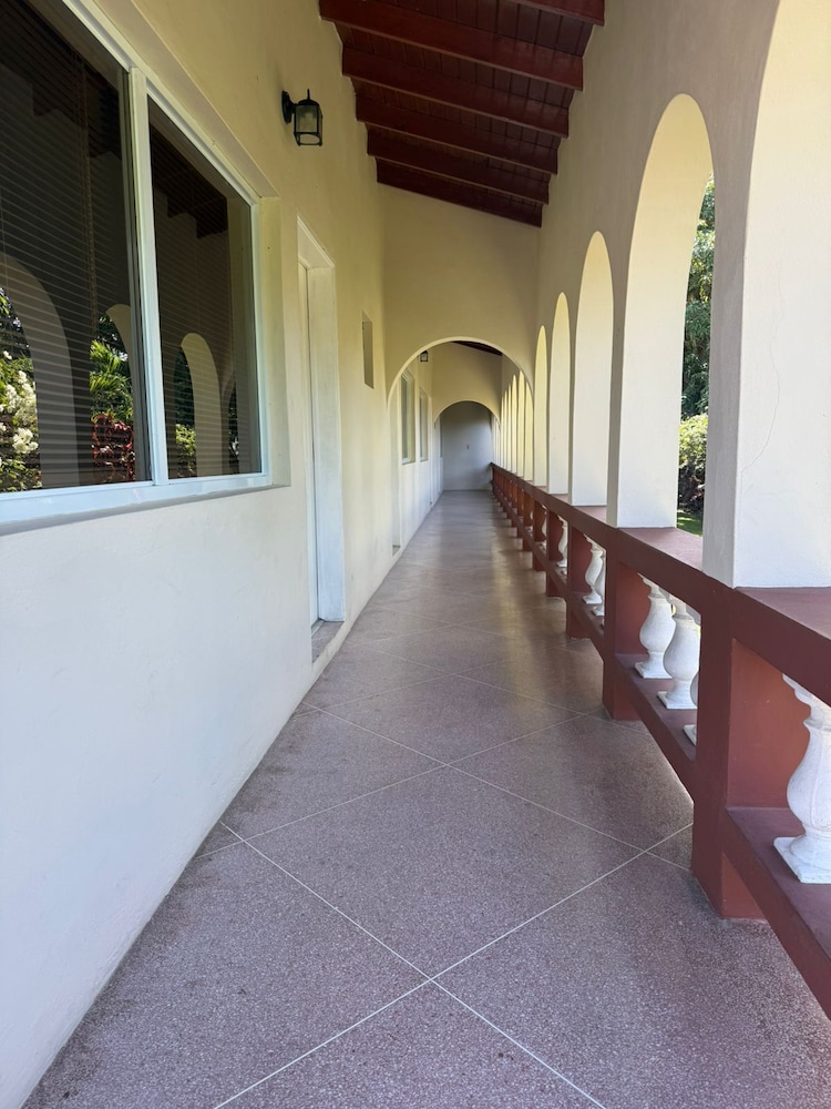 CORTSLAND HOTEL 9/49