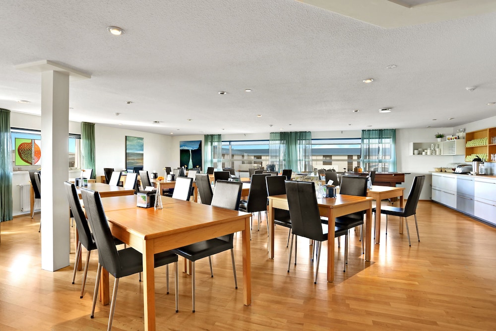 Eldey Airport Hotel 35/46