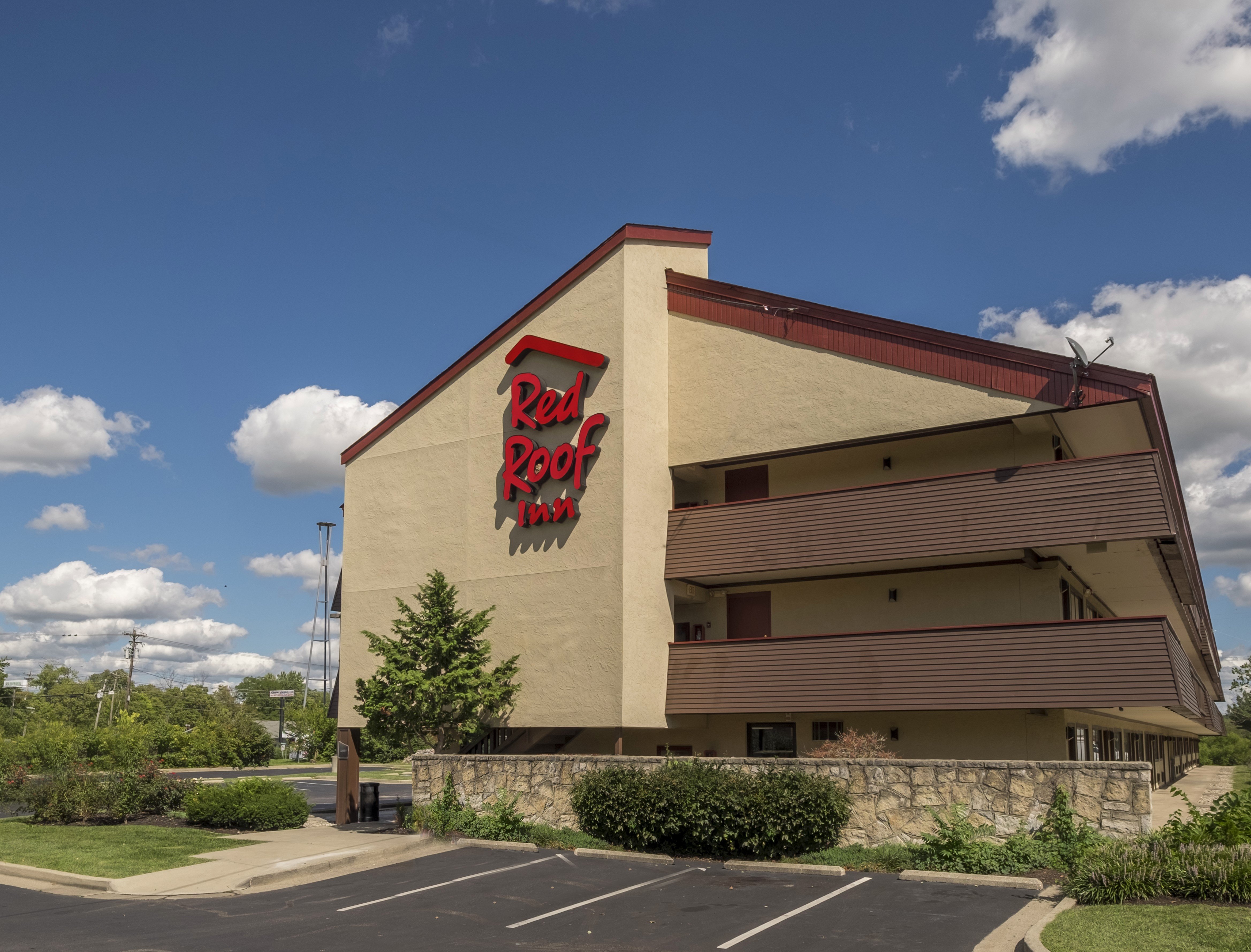 Red Roof Inn Cincinnati - Sharonville 4/28