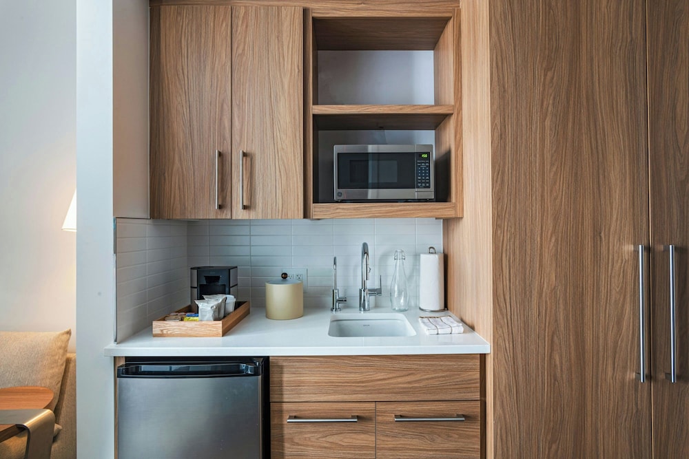 Element by Marriott Phoenix North Norterra 44/46