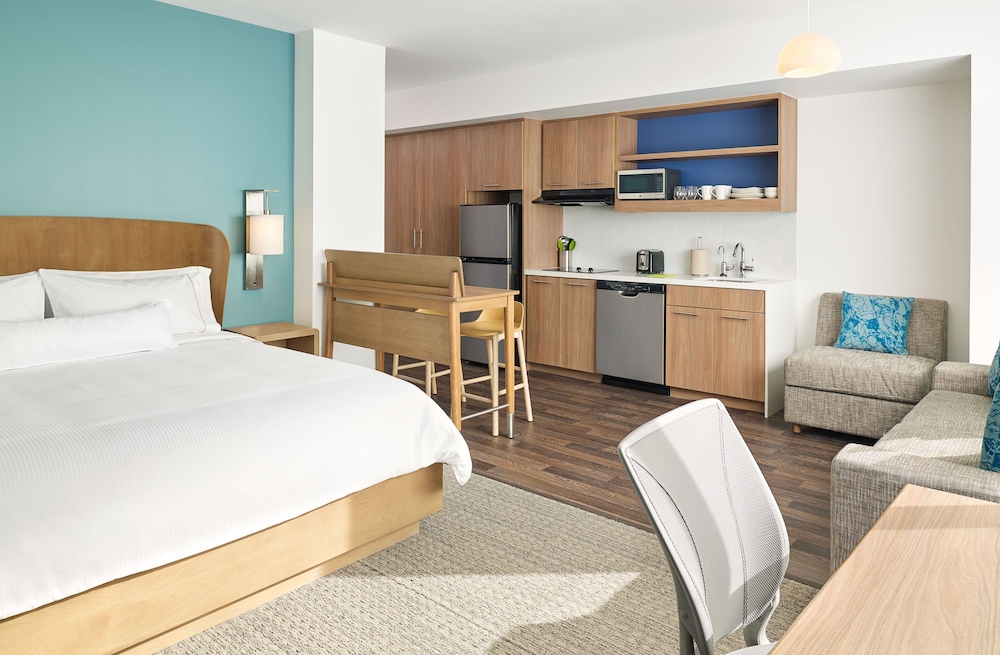 استوديو بسرير كينج مع أريكة بمطبخ، Element St. Louis Midtown 3/6