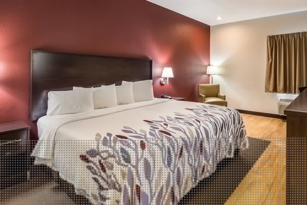 Red Roof Inn St Louis - Troy, IL 17/47