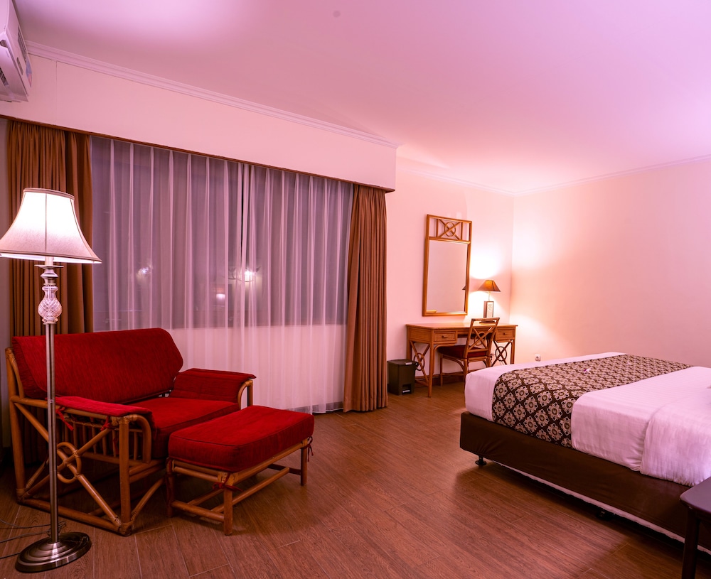 Plagoo Holiday Hotel 14/66