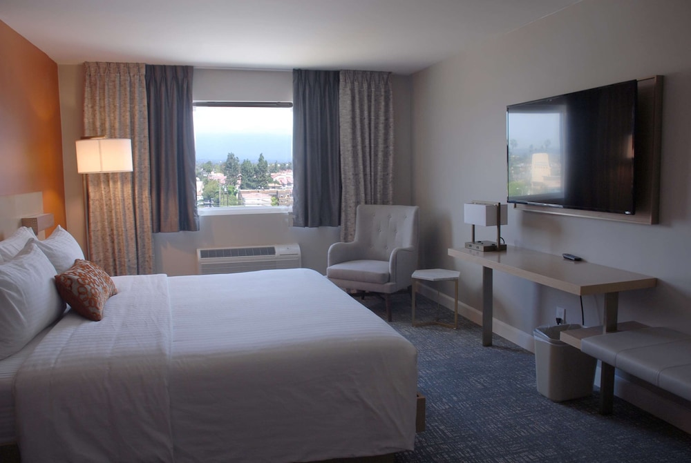 Lincoln Hotel Monterey Park Los Angeles 33/74