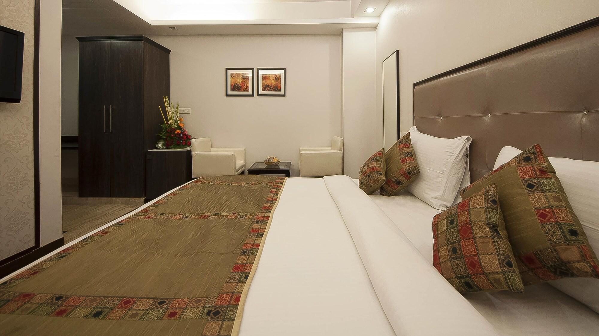 Hotel Pitrashish Premium 19/42