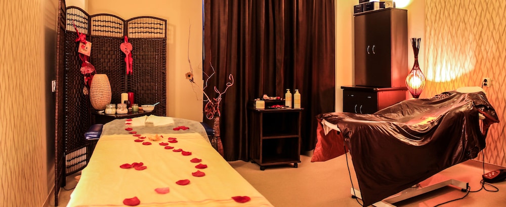 Hotel Nevis Wellness And Spa 15/25