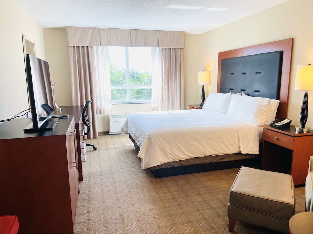 Crowne Plaza Ft. Myers Gulf Coast, An Ihg Hotel 27/78