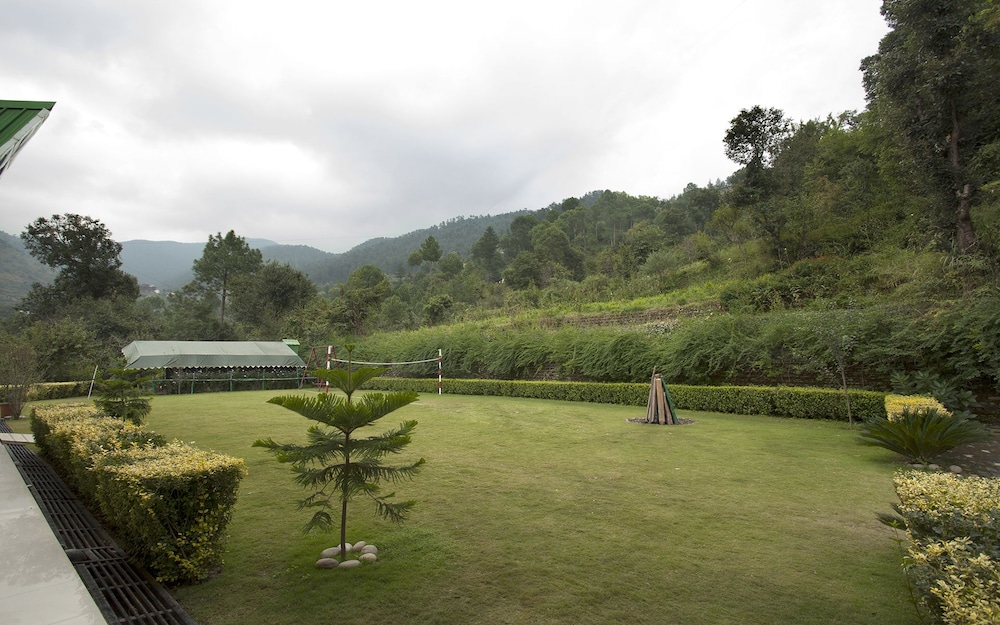 Flag House Resort 43/50