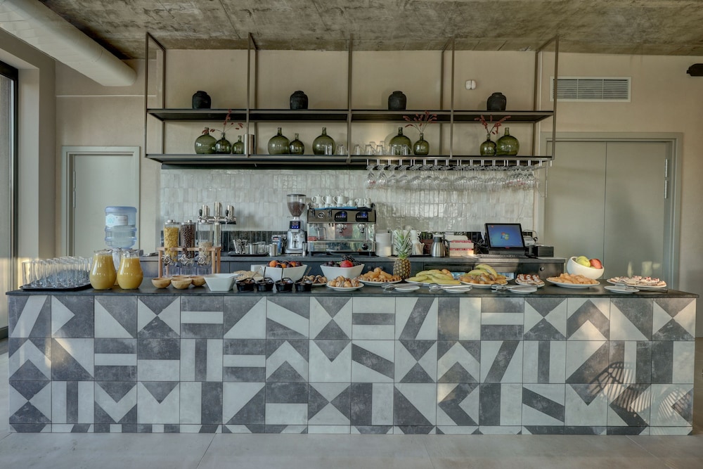 Umani Hotel & Beach 8/50