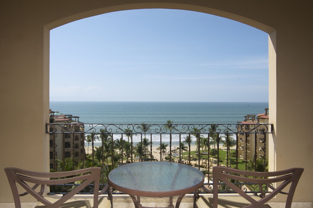 Villa La Estancia Beach Resort and Spa 44/50
