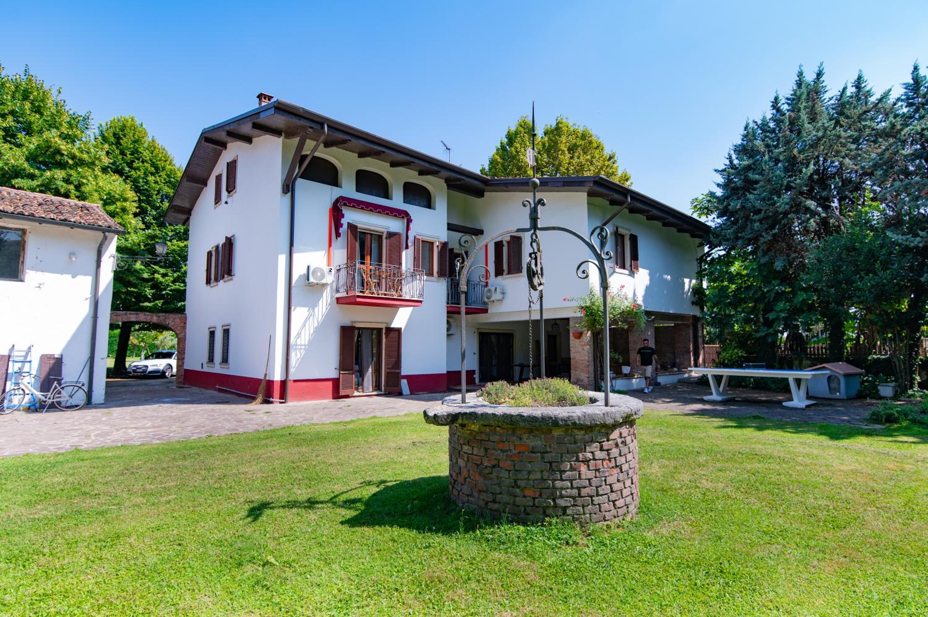 Villa Vitti's - Verona est 19/27