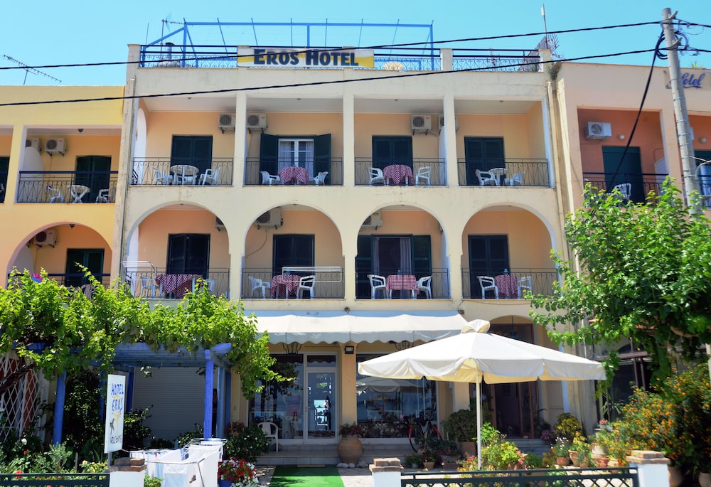 Eros Hotel 3/78