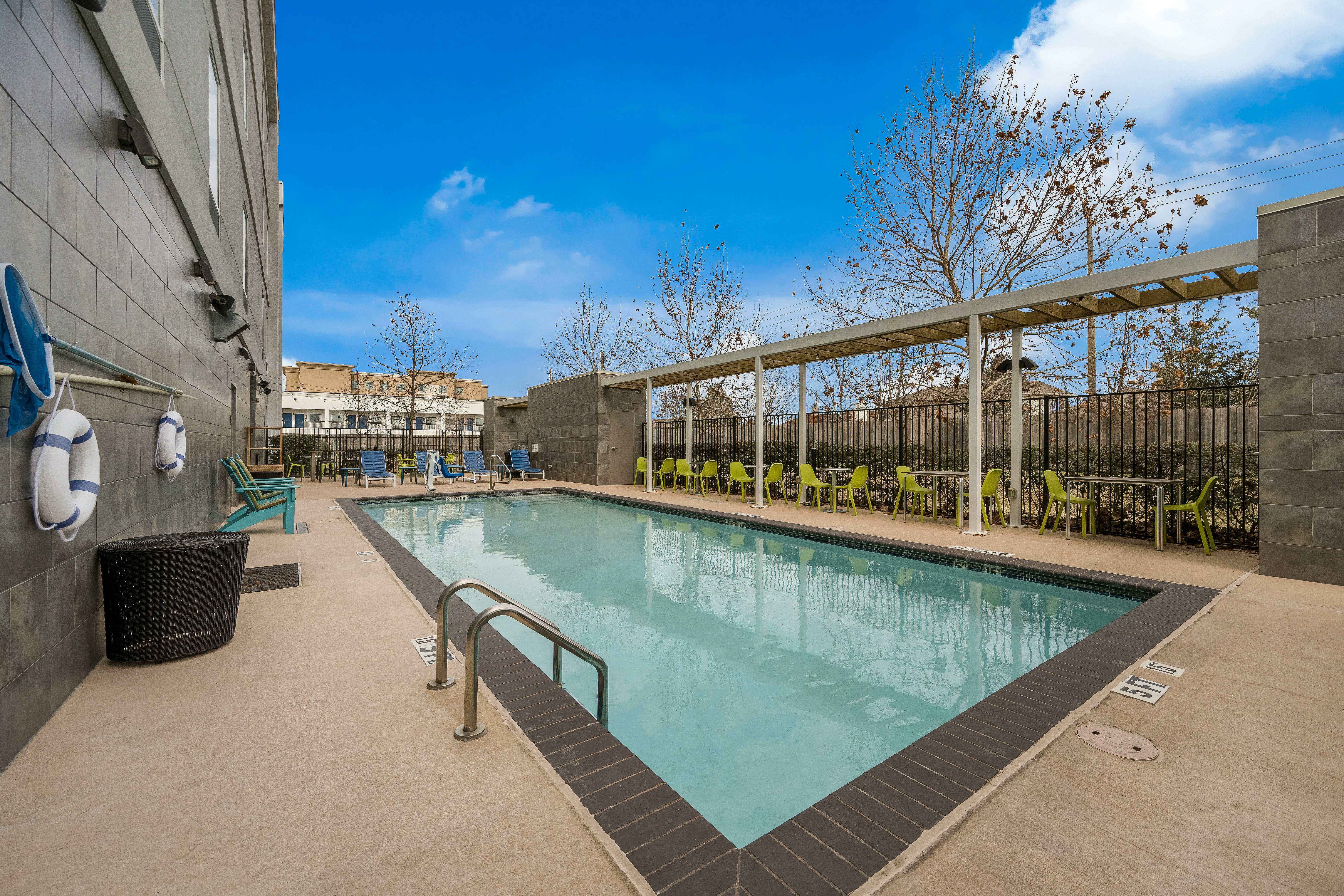 Home2 Suites By Hilton Baytown 30/31