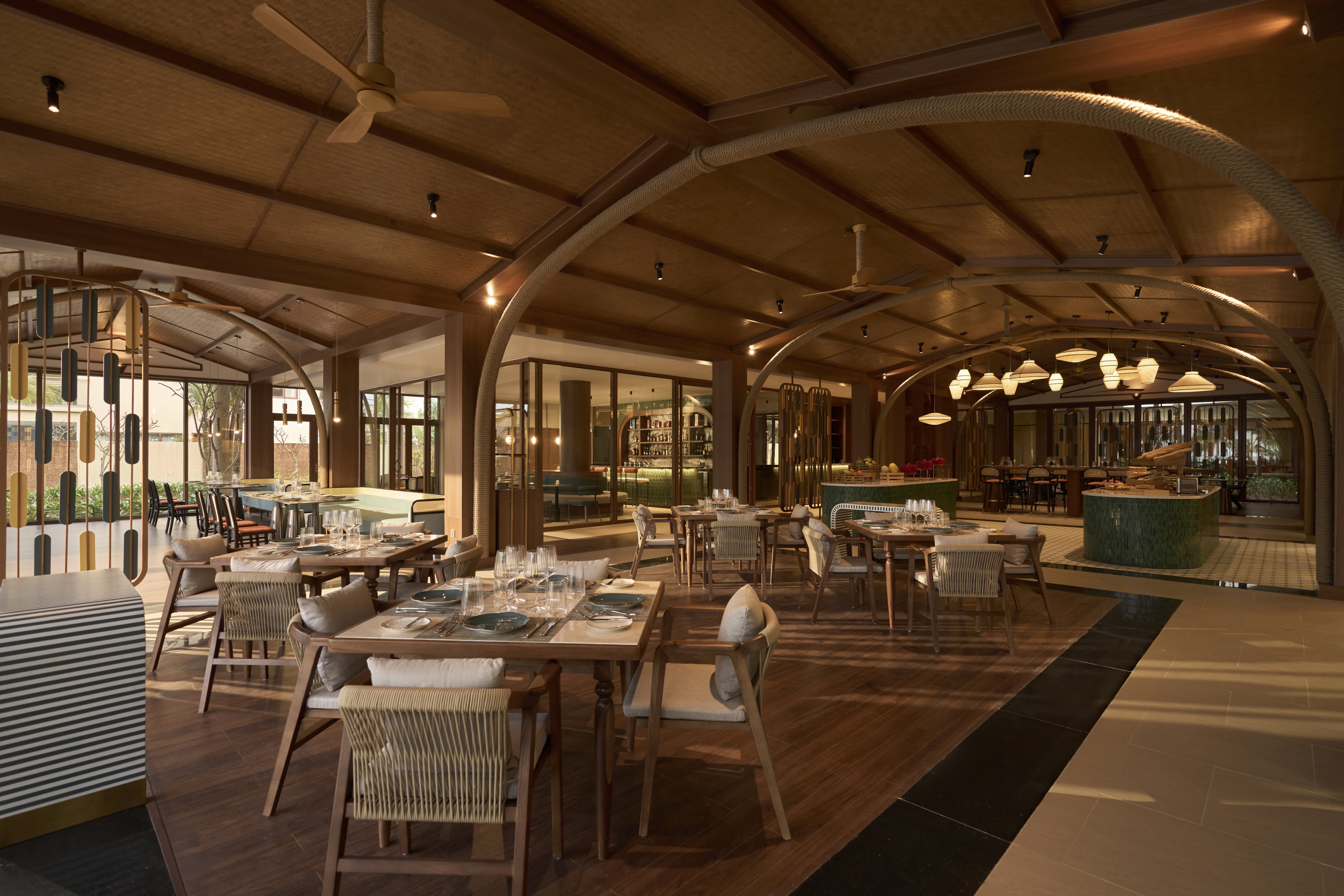 Bao Ninh Beach Resort 68/85