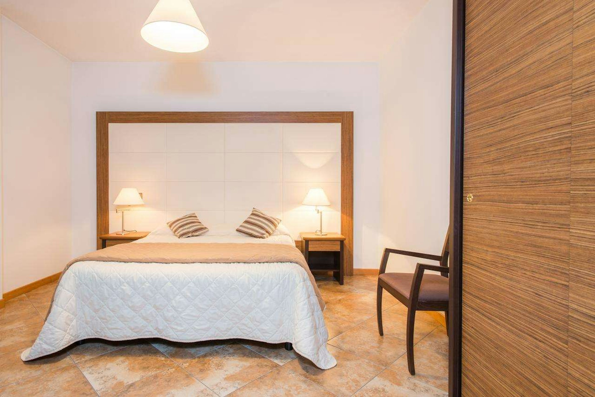 Hotel Royal 14/43
