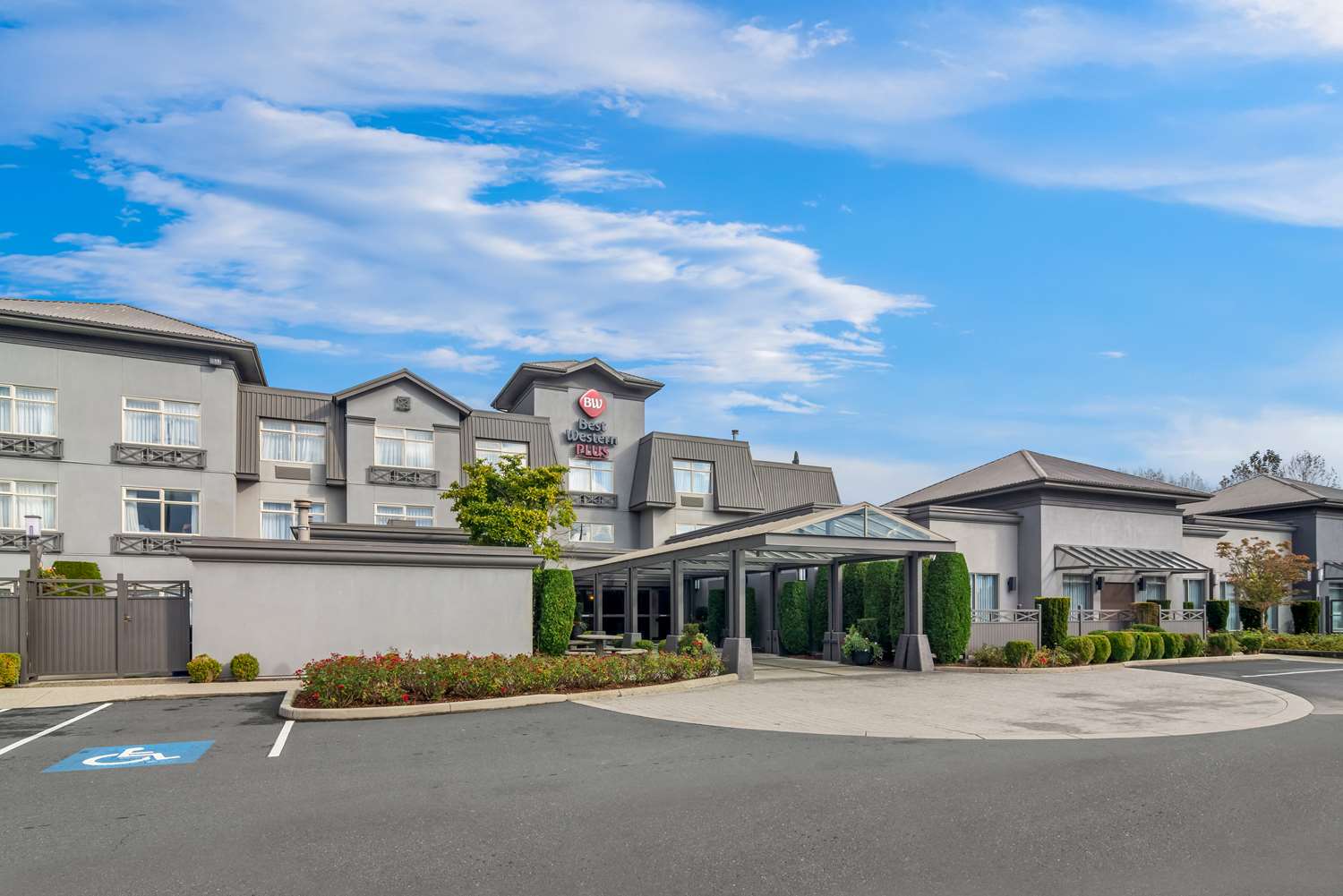 Best Western Plus Pitt Meadows Inn & Suites 12/15