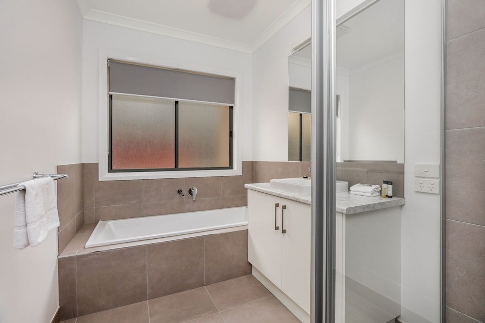 National Hotel Complex And Bendigo Central Apartments 20/68