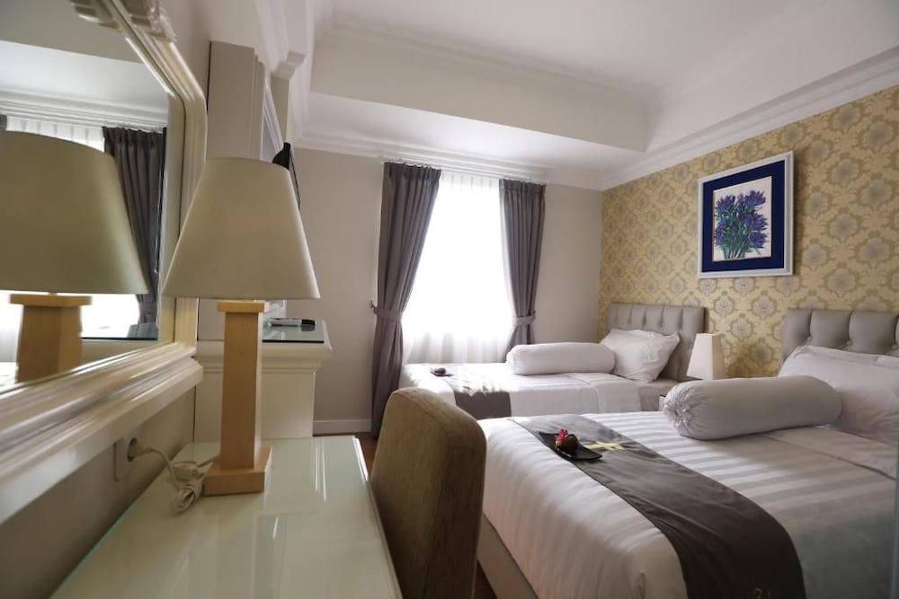F Hotel Jakarta 9/32