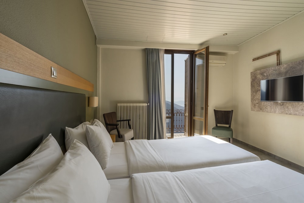 Kastalia Hotel 26/57