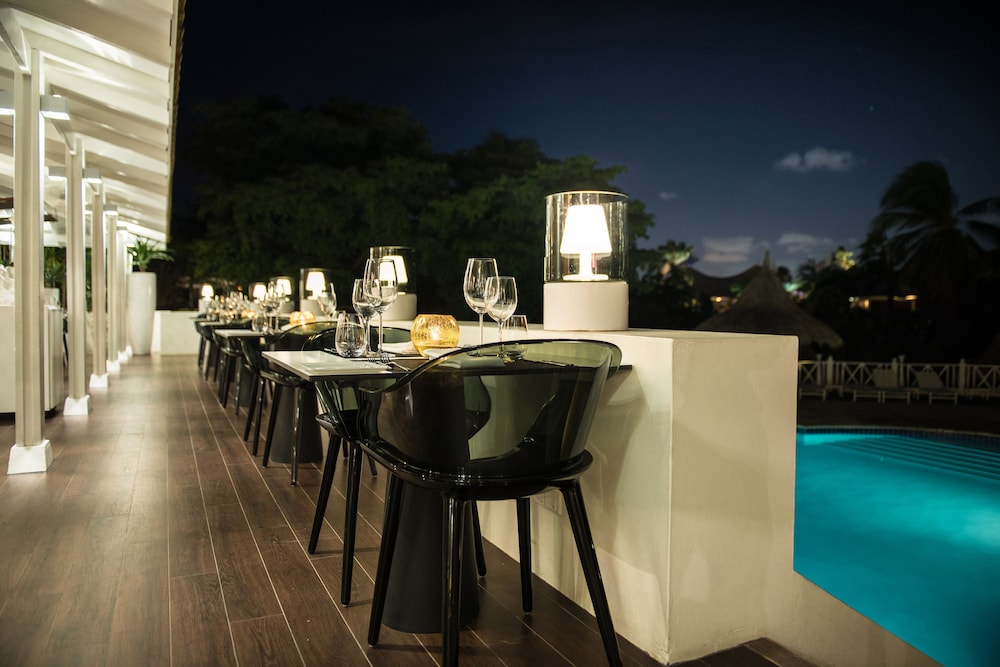 Papagayo Beach Resort 54/72