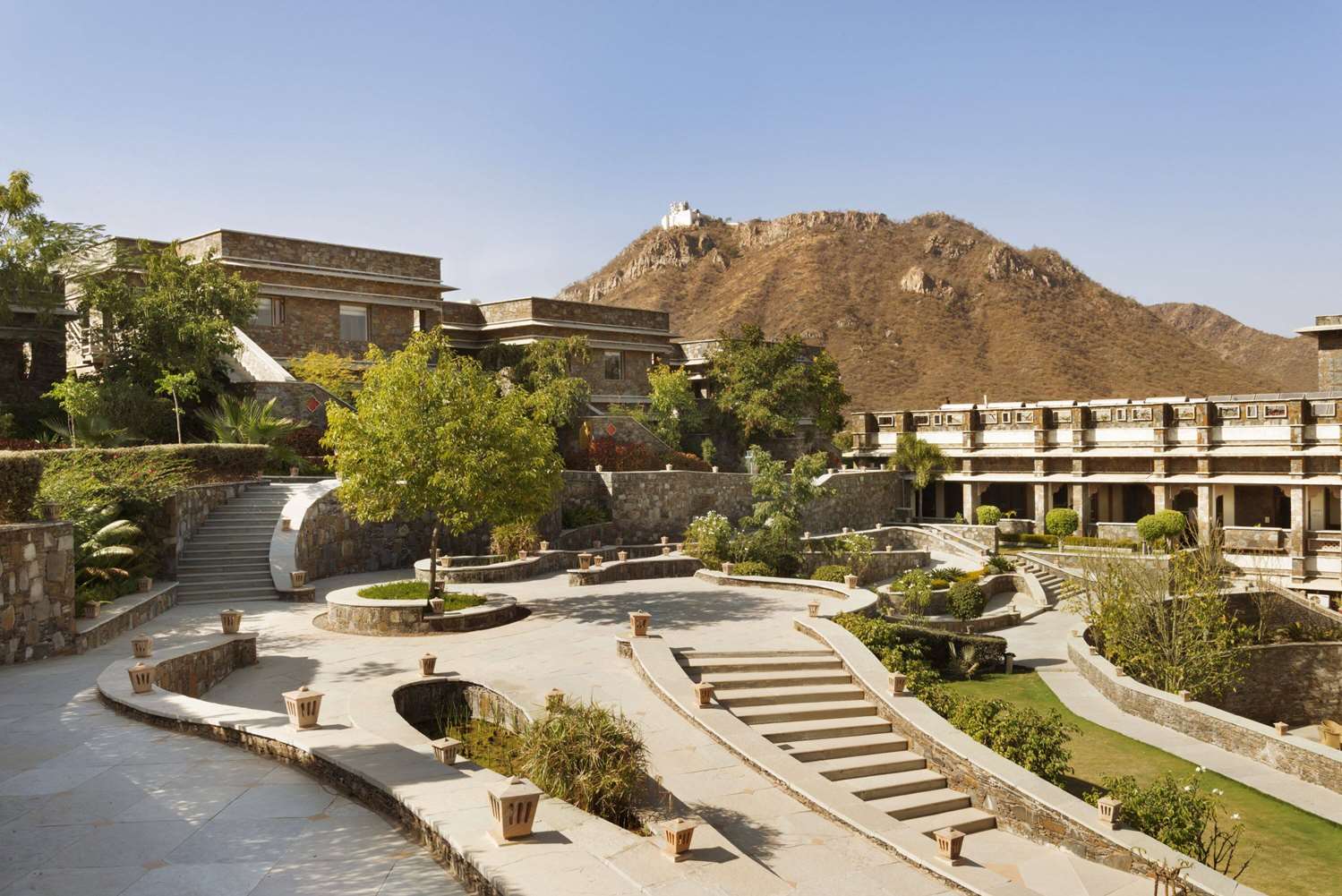 Ramada by Wyndham Udaipur Resort and Spa 21/28