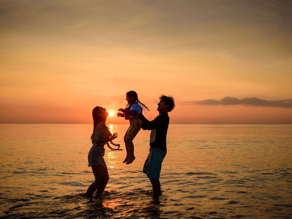 Pullman Khao Lak Resort 64/67