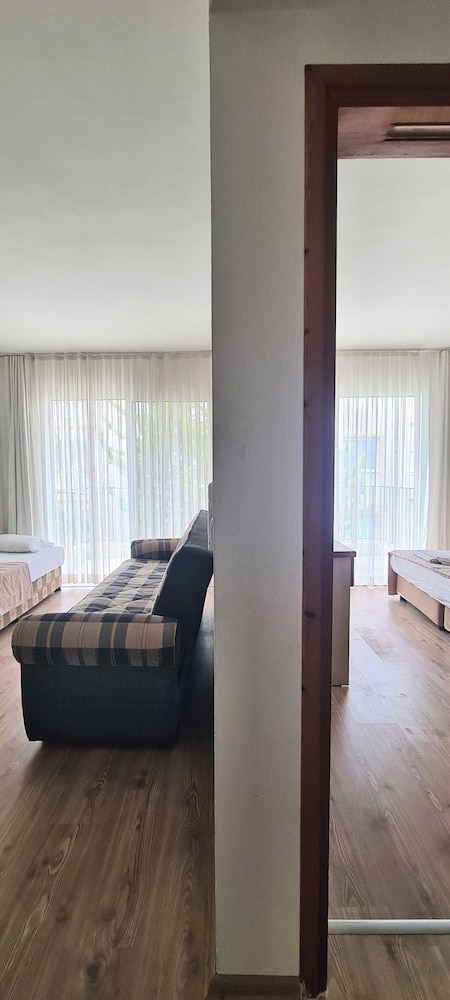 Fora Apart Otel 12/50