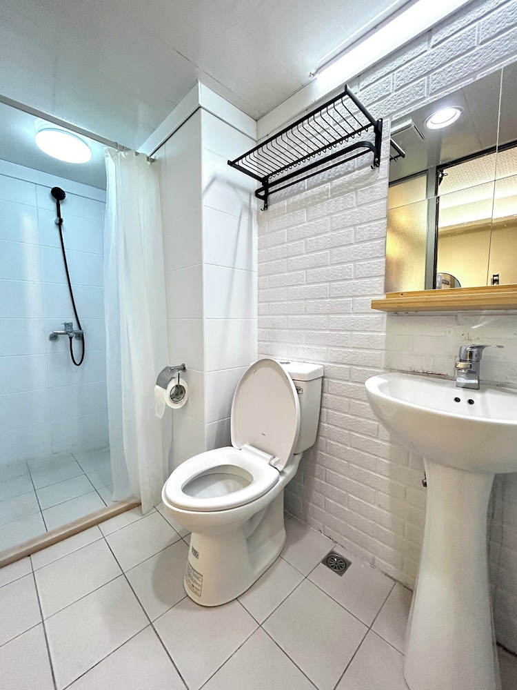 Ximen Triple Tiger Hostel 46/50