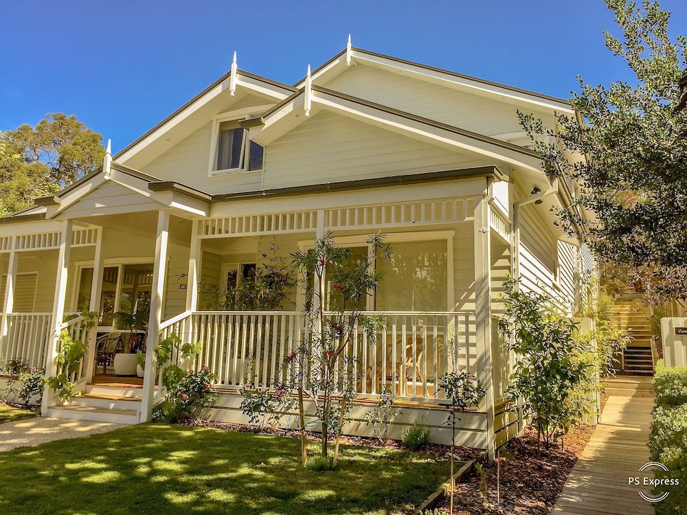 Sunny Side Up B&B 2/68