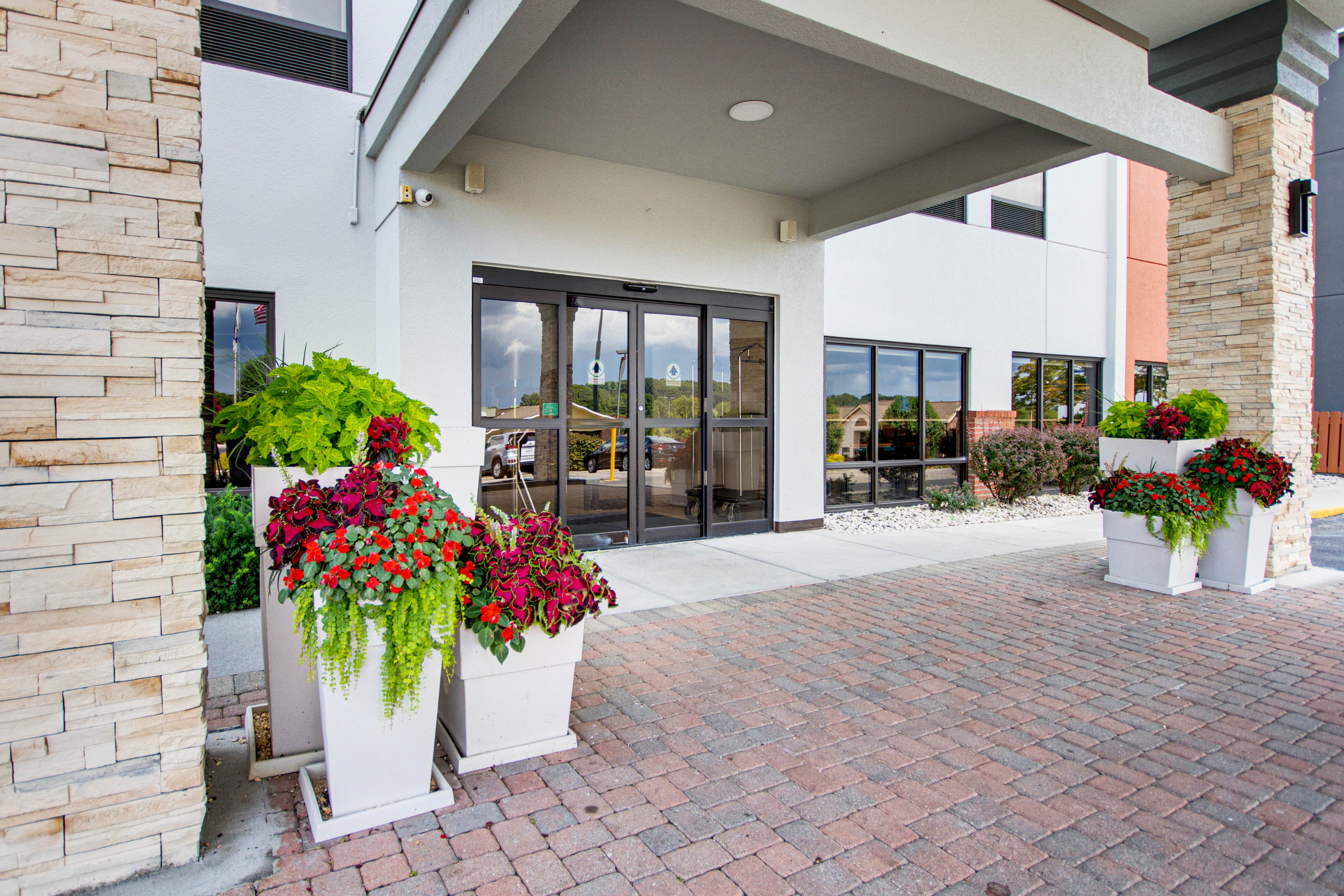 Holiday Inn Express Dublin 6/50