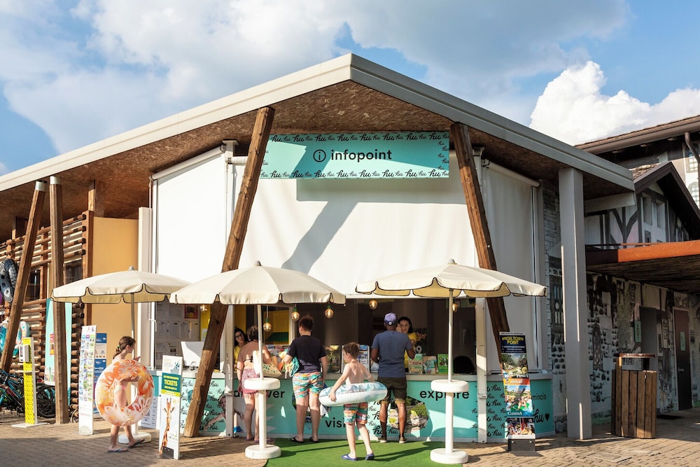 Altomincio Family Park - Campground 7/69