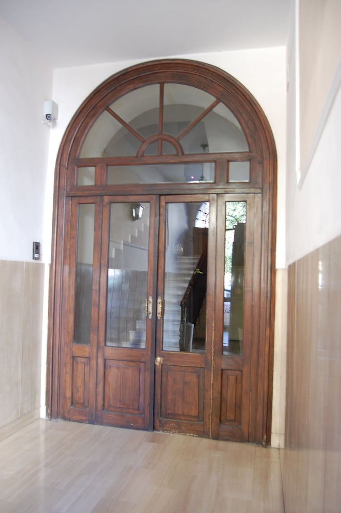 Colonna Luxury Suites 5/29