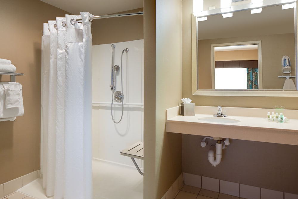 Holiday Inn Hotel And Suites Overland Park West 26/78
