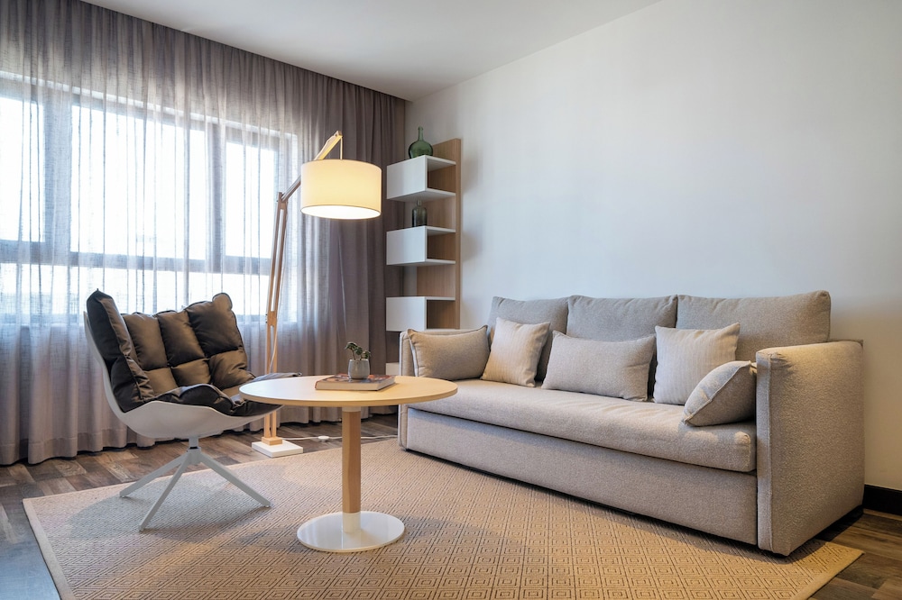 Hotel Cadiz Paseo Del Mar Affiliated By Melia 38/68