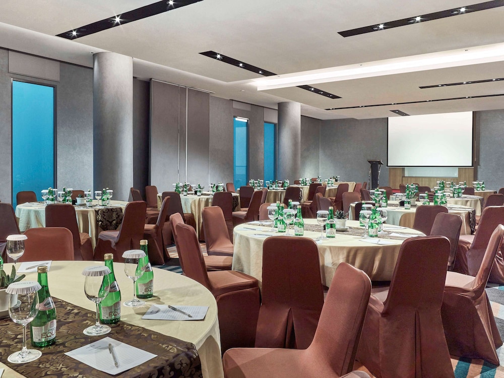 Novotel Karawang 52/64