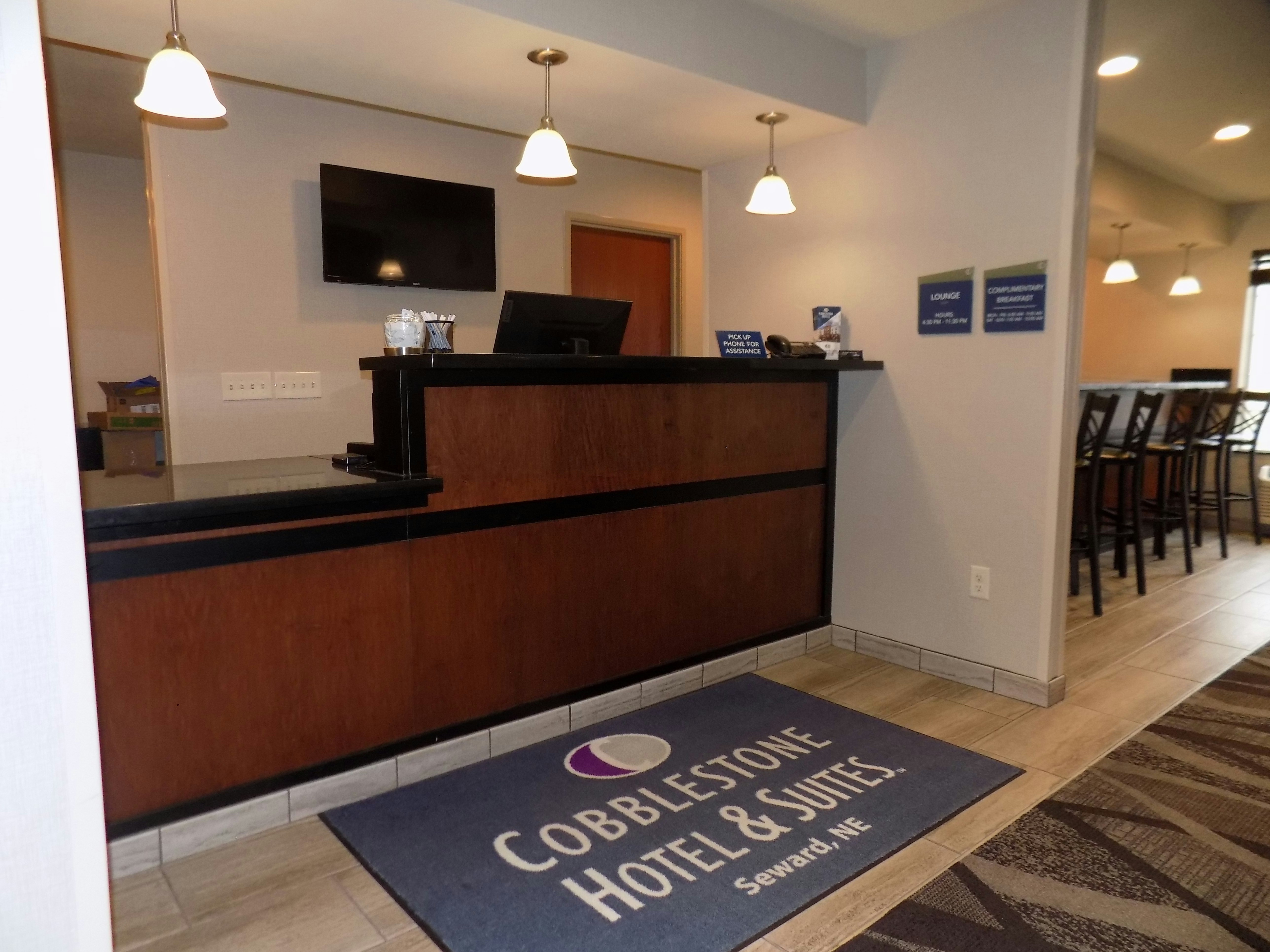 Cobblestone Hotel Suites Seward Ne 10/73