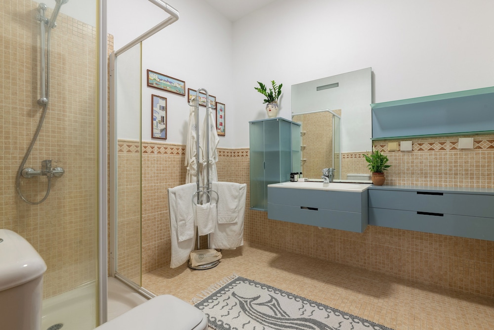 Melenos Art Boutique Hotel 50/50