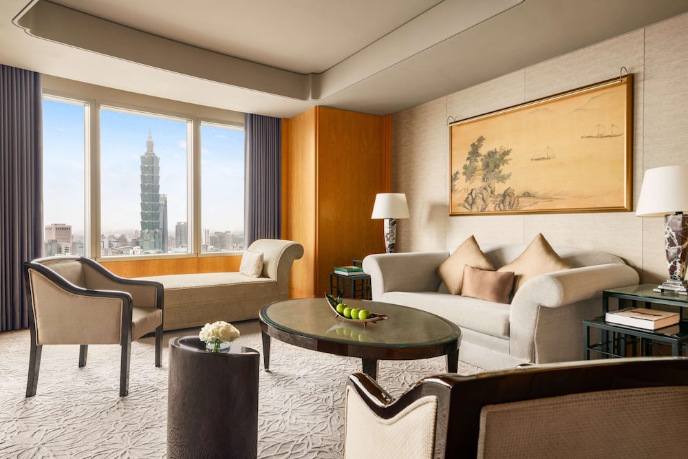 Shangri-La Far Eastern, Taipei 54/79