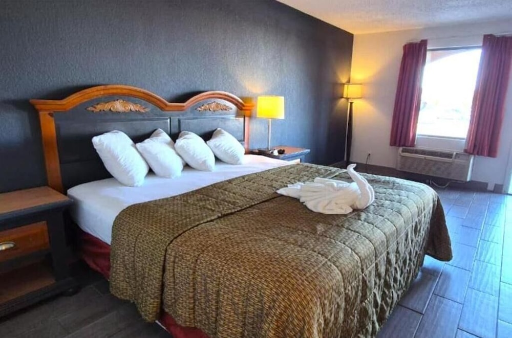 Suite Dreams Motel Mattoon I 57 33/58